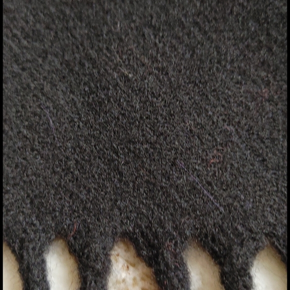 Vintage Italian Wool & Silk Winter Scarf - Picture 12 of 16